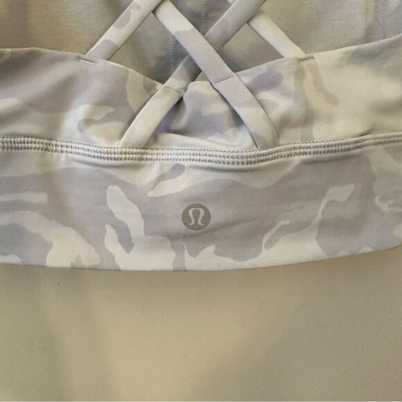 Lulu Energy Bra Long Line *Medium Support, B-D Cup-Incognito Camo Alpine - Picture 6 of 8